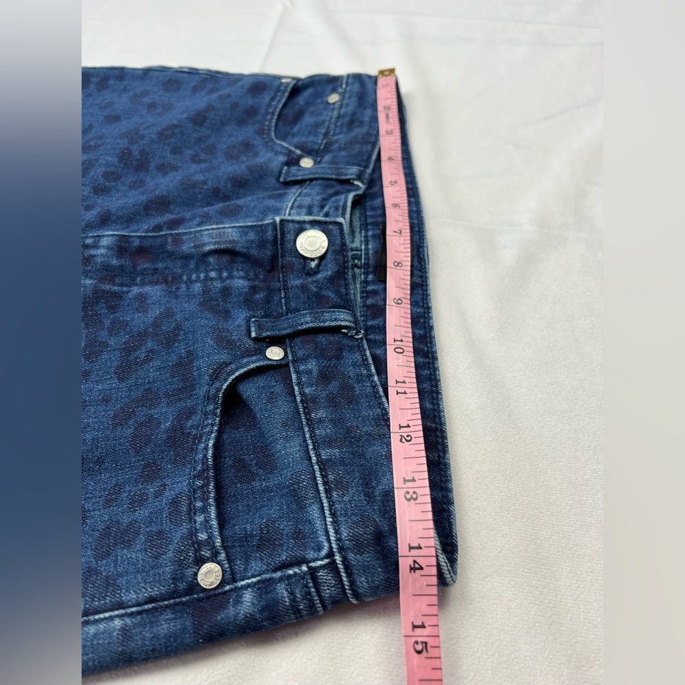 Talbots Alluring Animal Slim Ankle Jeans 2P 2 Petite - Picture 9 of 9